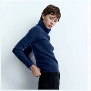 Zara Women's Blue Turtleneck Wool Sweater